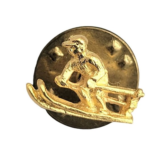 Downhill Skier Tack Pin Tie Tack Hat Pin Butterfly Clasp Gold Tone - Picture 2 of 3